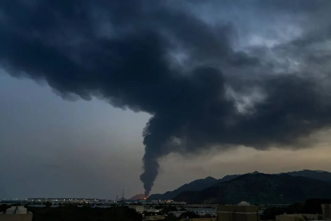 牛弹琴：伊朗突然变了，美国突然客气了
